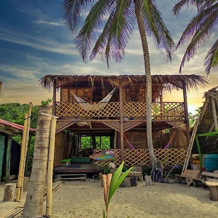 Hostal Halaliku Guachaca Exterior photo